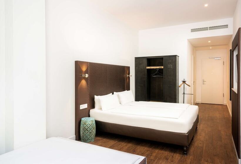 اتاق استاندارد چهار تخته, Elaya Leipzig City Center