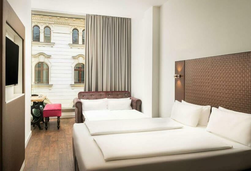 اتاق استاندارد سه نفره, Elaya Leipzig City Center