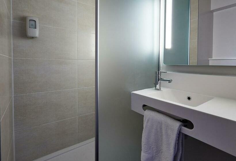 اتاق استاندارد چهار تخته, B&b Hotel Honfleur