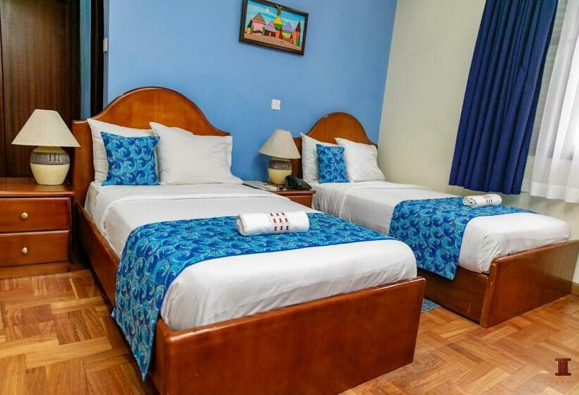 Chambre Executive, Mahogany Lodge, Cantonments