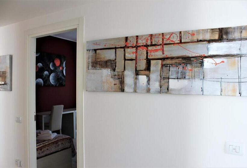 1 Bedroom Penthouse Apartment, Residenze Italia