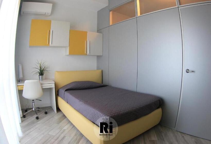 آپارتمان 3 خوابه, Residenze Italia