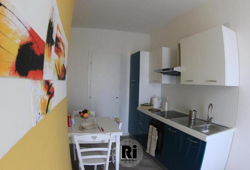 آپارتمان 3 خوابه, Residenze Italia
