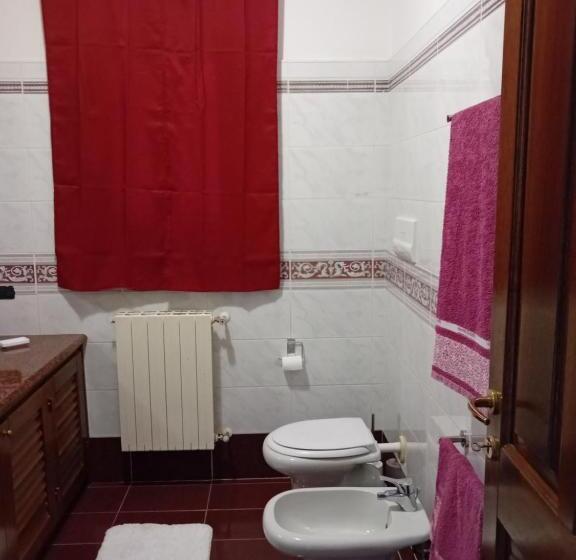 آپارتمان سوپریور 1 خوابه, Bandi House
