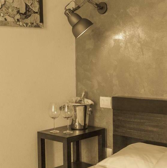 اتاق استاندارد, Manì Rooms