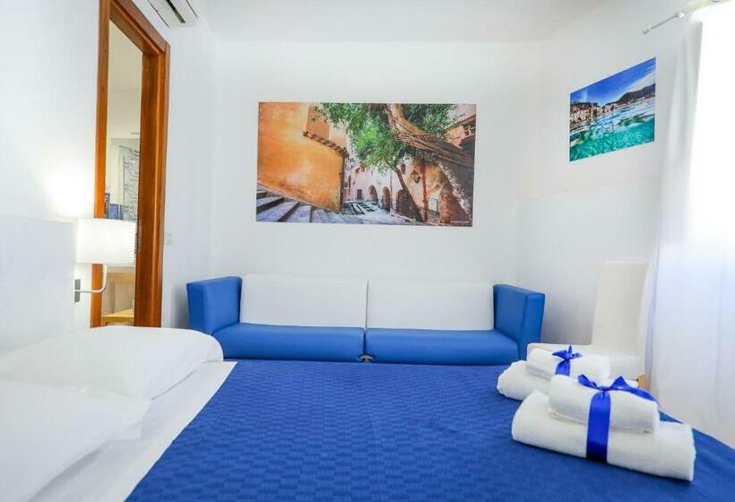 Triple Room Sea View, Cefalu In Blu