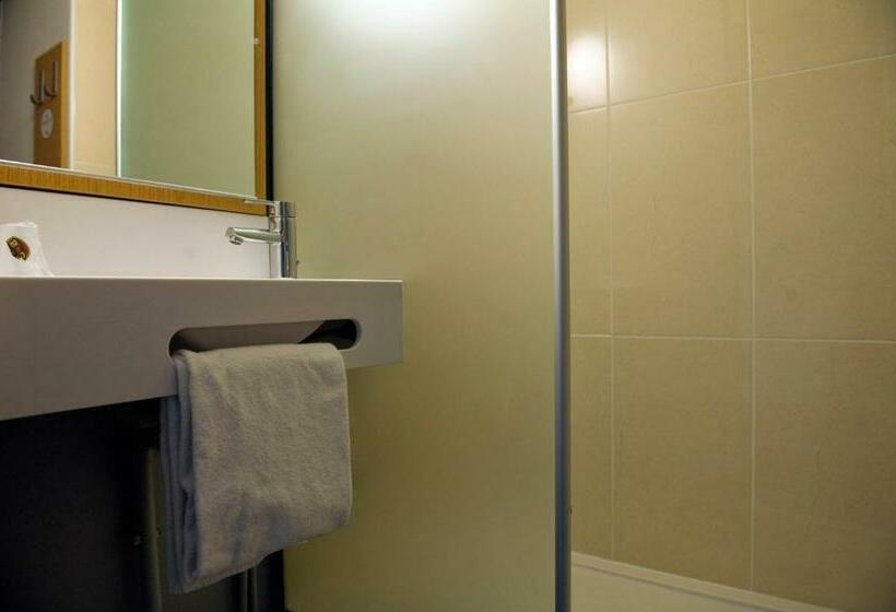 اتاق استاندارد, B&b Hotel Marne La Vallée Torcy