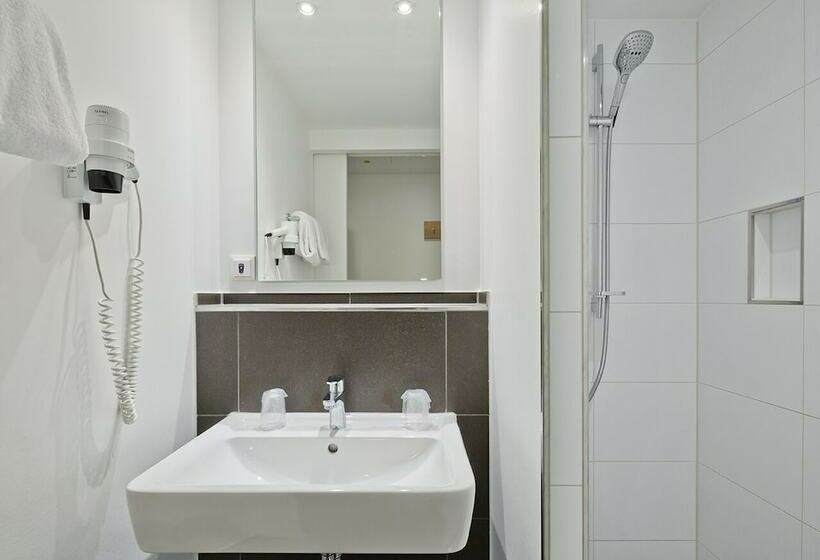 اتاق استاندارد, B&b Hotel München Olympiapark