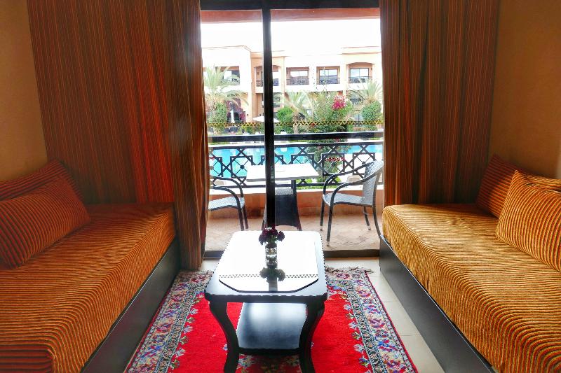 اتاق استاندارد با چشم‌انداز استخر, Club Paradisio