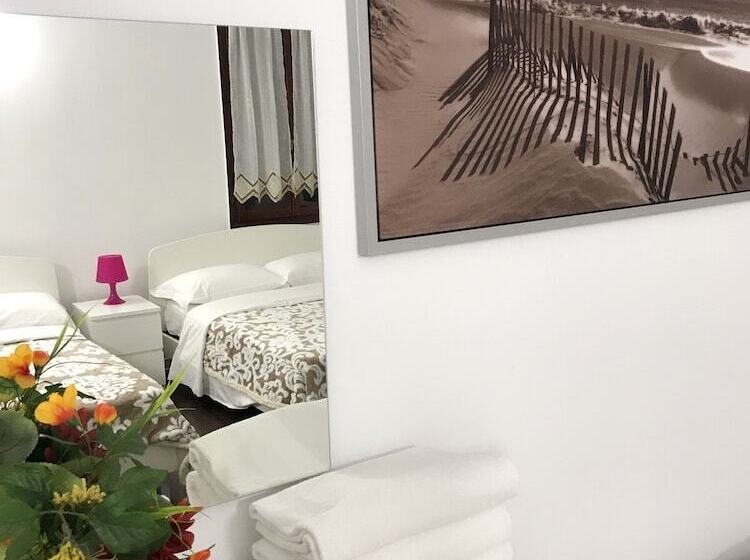اتاق استاندارد با سرویس بهداشتی مشترک, Vacation Venice Rooms
