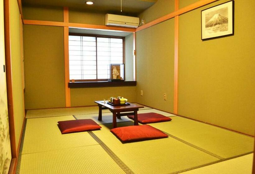 اتاق استاندارد یک تخته با سرویس بهداشتی مشترک, Ryokan Matsumuraya
