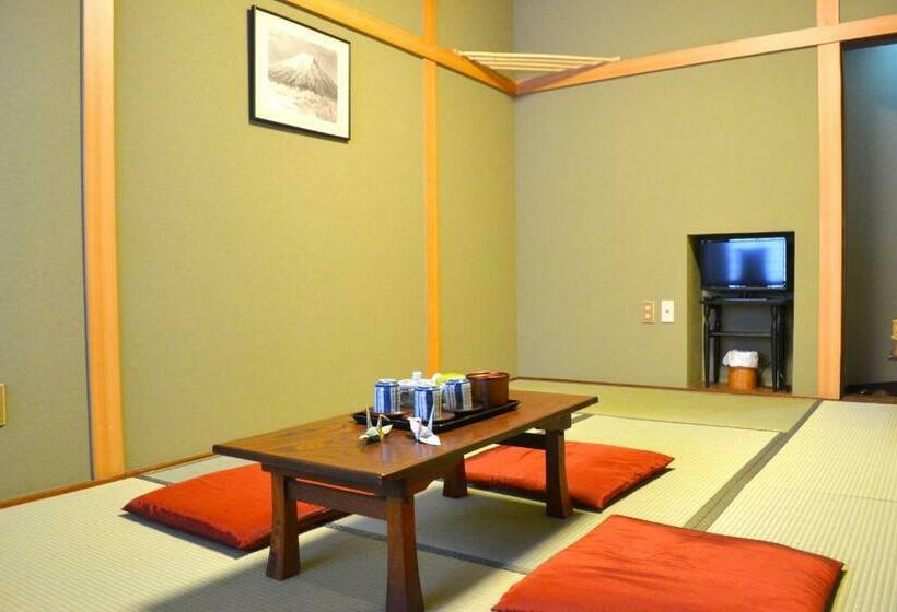 اتاق استاندارد یک تخته با سرویس بهداشتی مشترک, Ryokan Matsumuraya