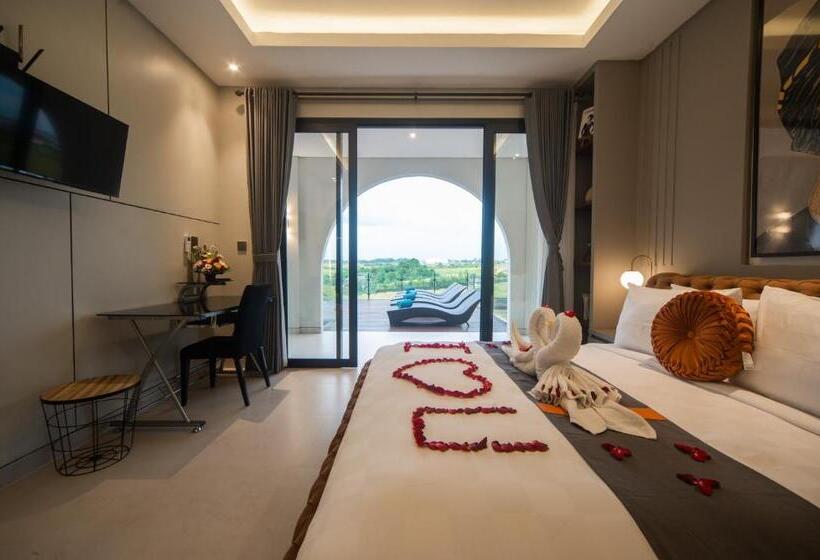 Deluxe Suite King Bed, Alsava Villa And Suites Canggu