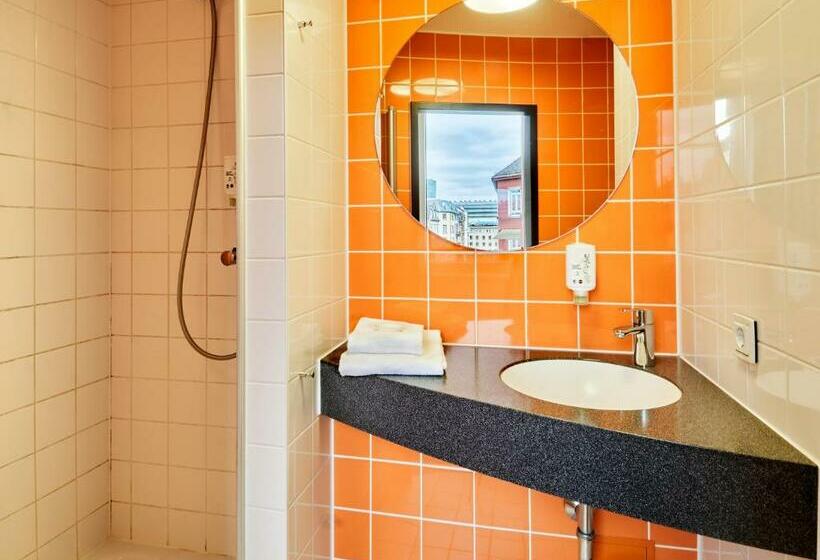 اتاق استاندارد یک نفره, B&b Hotel Frankfurt Hbf