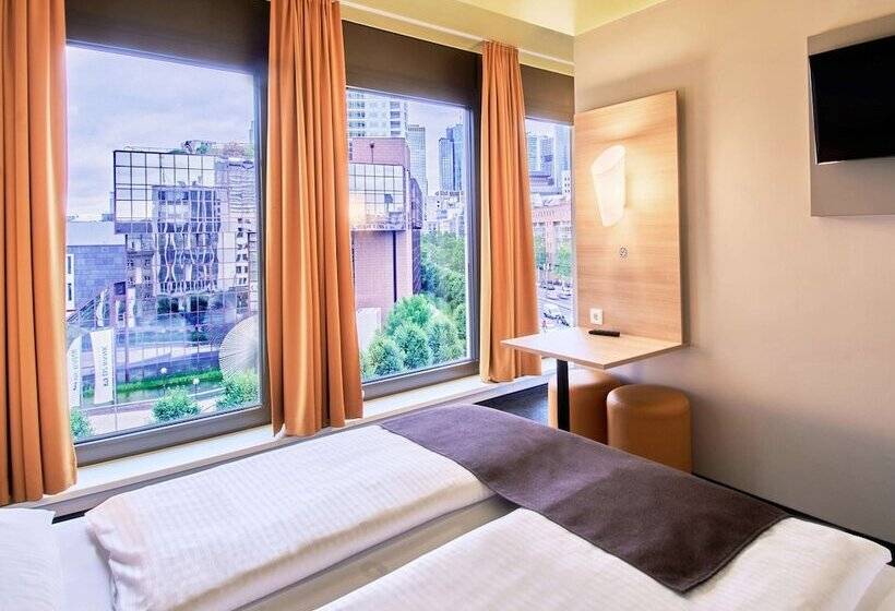 اتاق استاندارد سه نفره, B&b Hotel Frankfurt Hbf