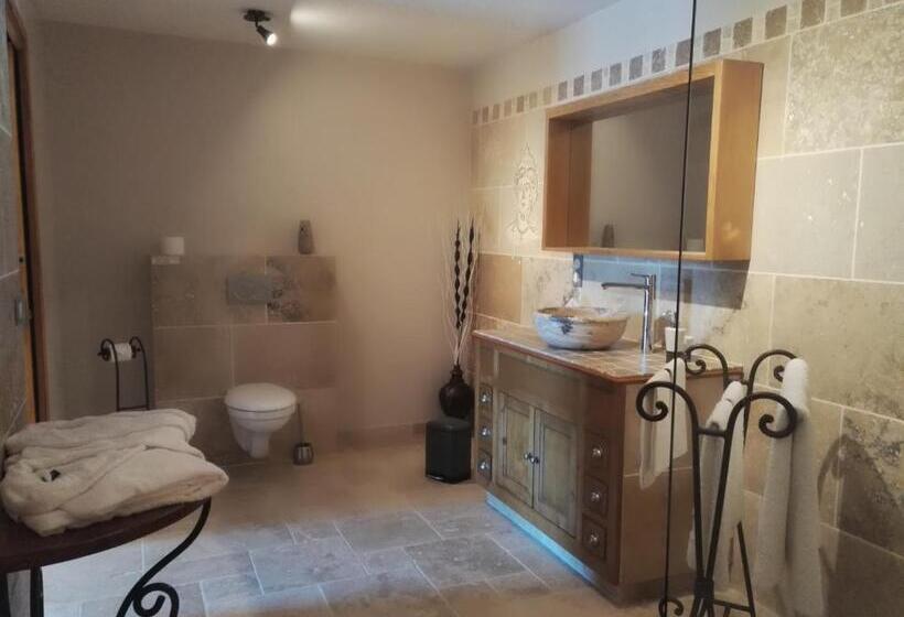اتاق استاندارد, Chambres D Hôtes La Chrysalide