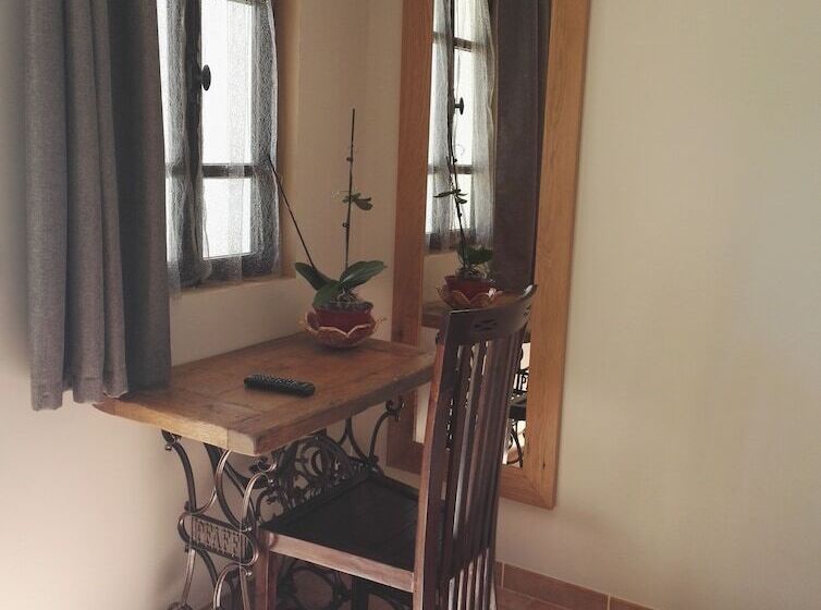 اتاق استاندارد, Chambres D Hôtes La Chrysalide