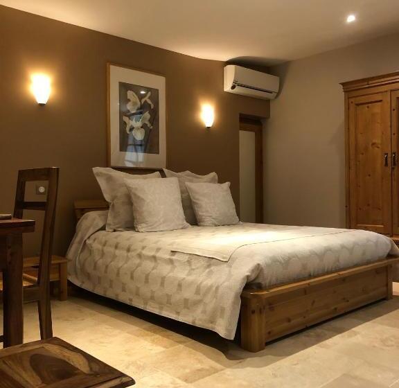 اتاق استاندارد, Chambres D Hôtes La Chrysalide