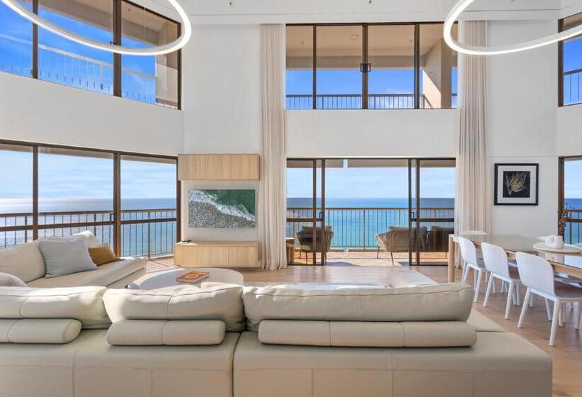 1 Bedroom Penthouse Apartment, Burleigh Esplanade Apartments