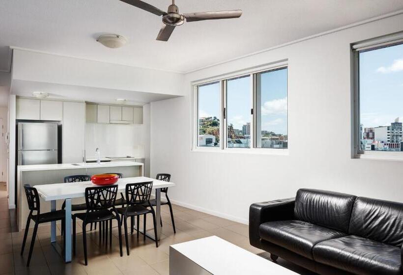 آپارتمان 3 خوابه, Central Holborn Apartments