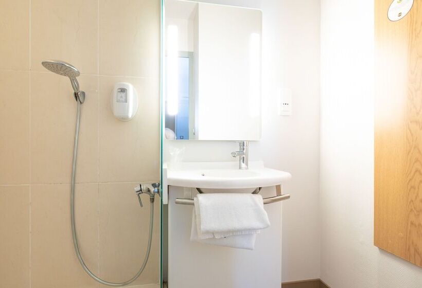 اتاق استاندارد, B&b Hotel Saint Malo Centre