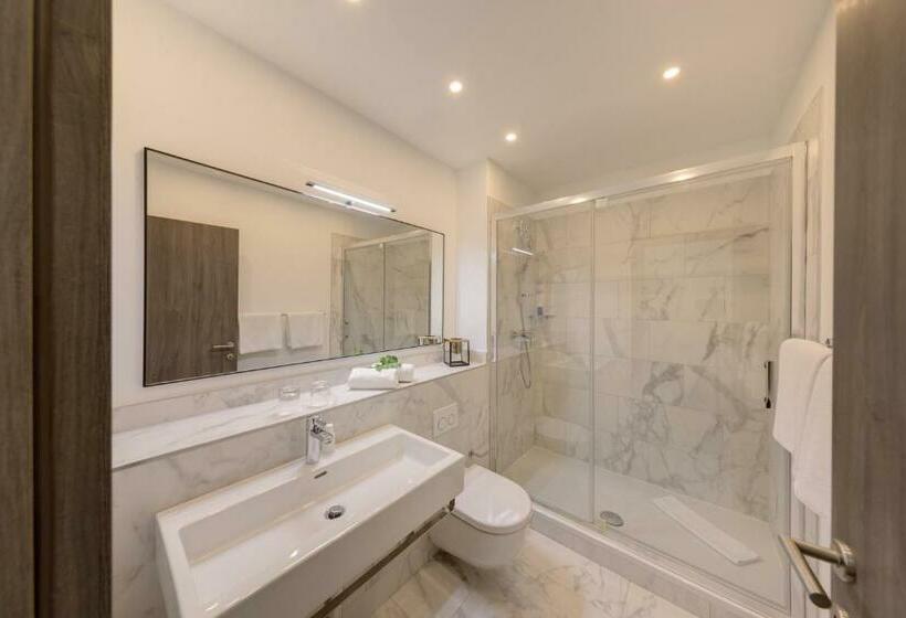 اتاق استاندارد, Milna Osam   Adults Only