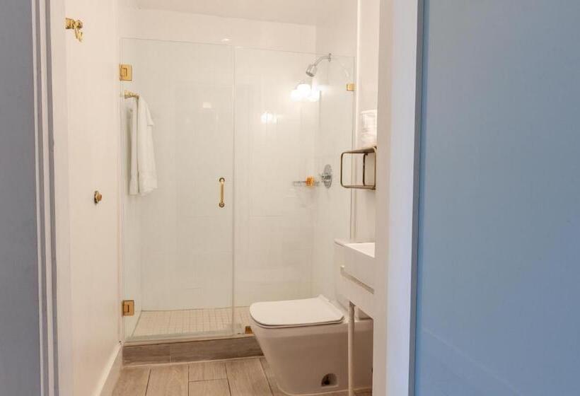 اتاق استاندارد, Oceanside Hotel And Suites