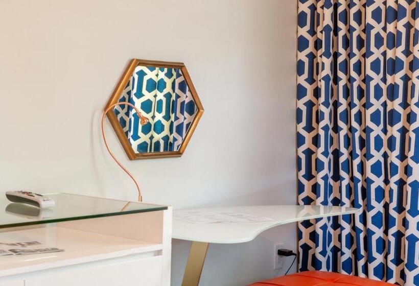 اتاق استاندارد برای معلولان, Oceanside Hotel And Suites