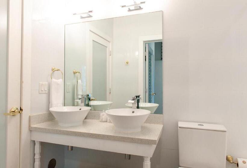 سوییت, Oceanside Hotel And Suites