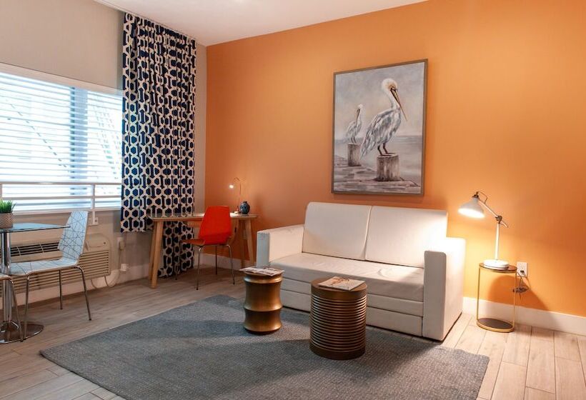 اتاق استاندارد, Oceanside Hotel And Suites