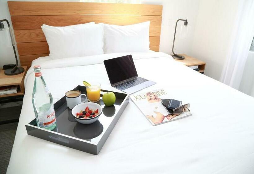 اتاق استاندارد, The Meridian Hotel Miami Beach