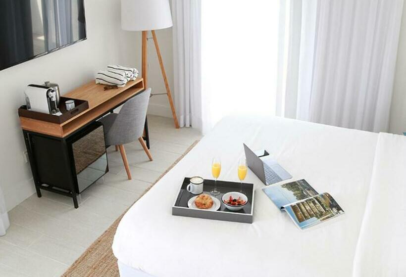 اتاق استاندارد, The Meridian Hotel Miami Beach