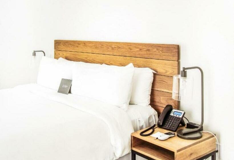 اتاق استاندارد, The Meridian Hotel Miami Beach