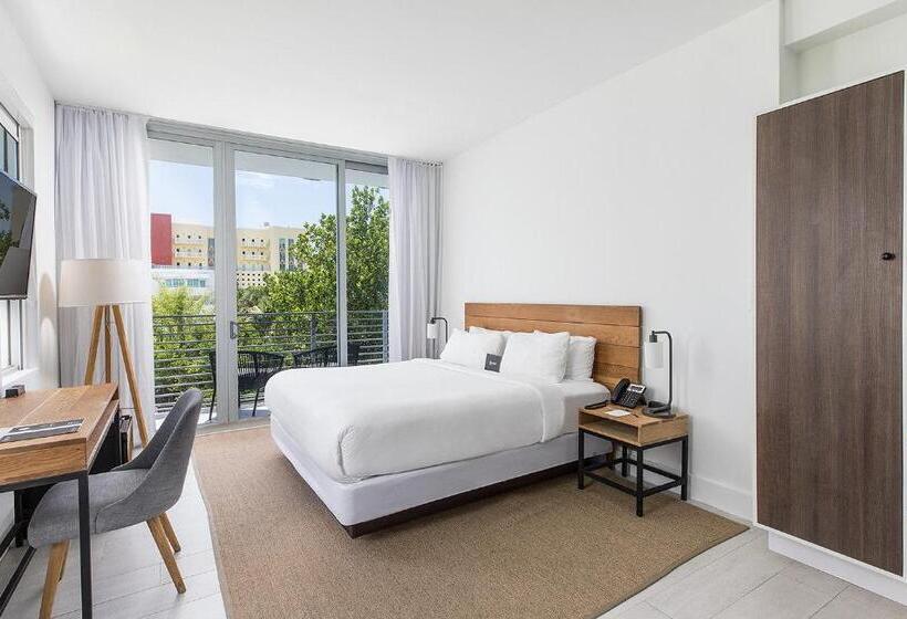 اتاق استاندارد با تخت بزرگ, The Meridian Hotel Miami Beach
