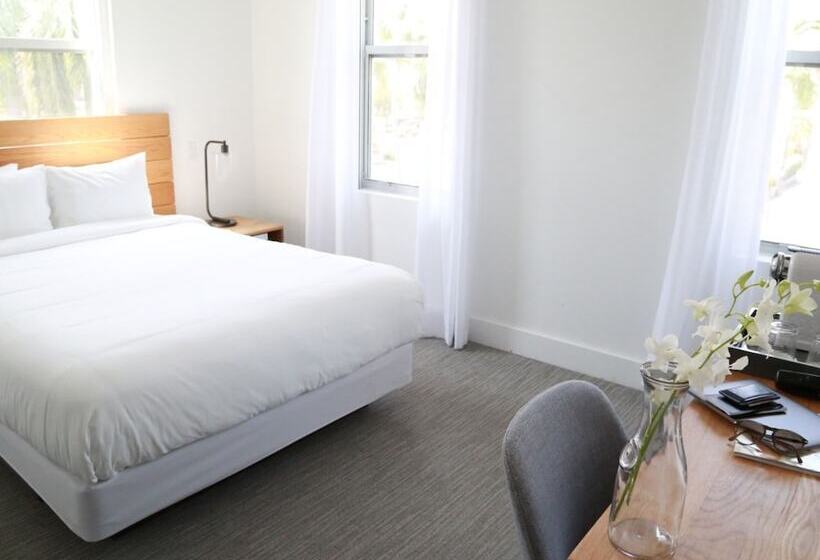 اتاق استاندارد با تخت دوبل, The Meridian Hotel Miami Beach