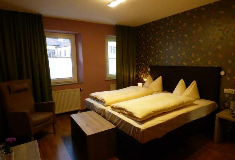 اتاق استاندارد, Zum Kronprinzen Hotel Garni
