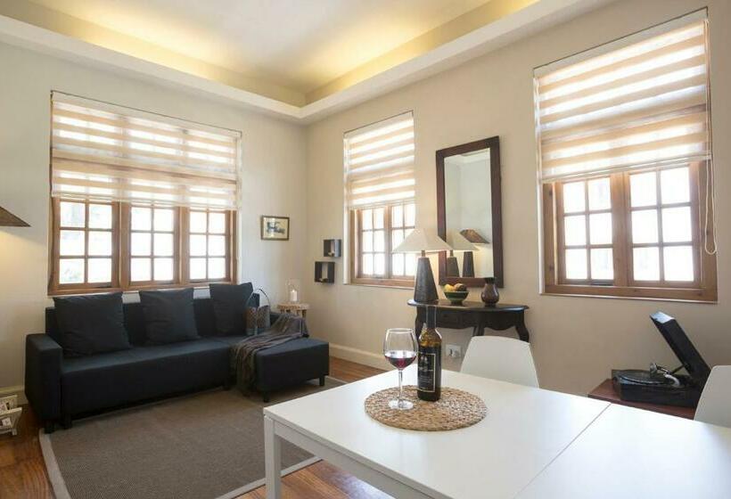 سوییت اجرایی, Olma Colonial Suites
