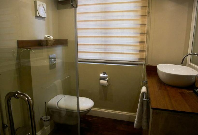 سوییت سوپریور, Olma Colonial Suites