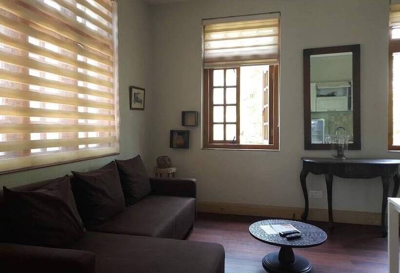سوییت اجرایی, Olma Colonial Suites