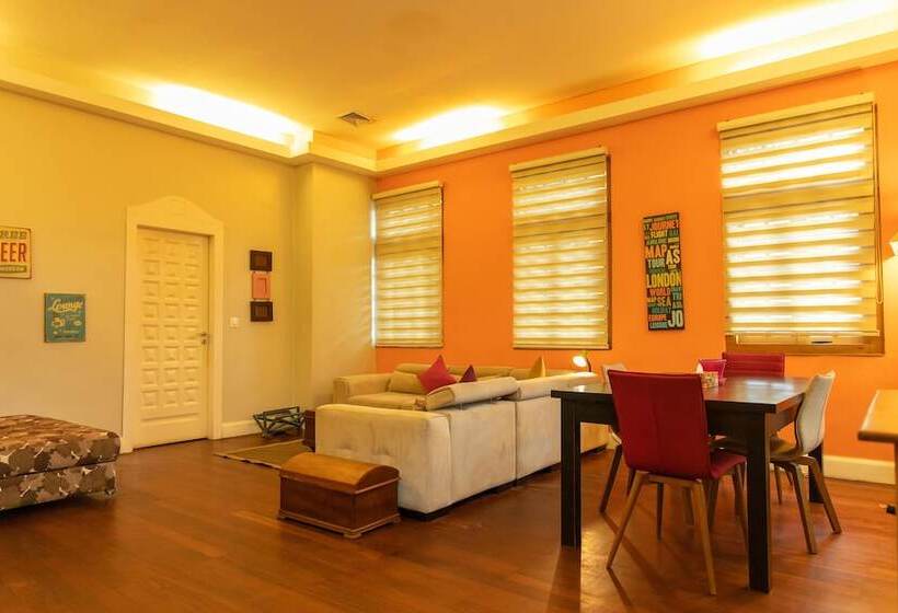 آپارتمان لوکس 2 خوابه, Olma Colonial Suites