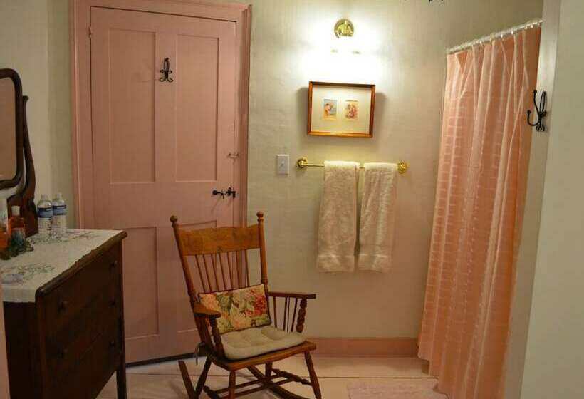 اتاق استاندارد, Pryor House B&b
