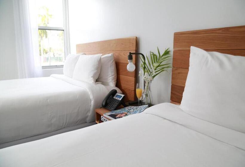 اتاق استاندارد با 2 تخت دوبل, The Meridian Hotel Miami Beach
