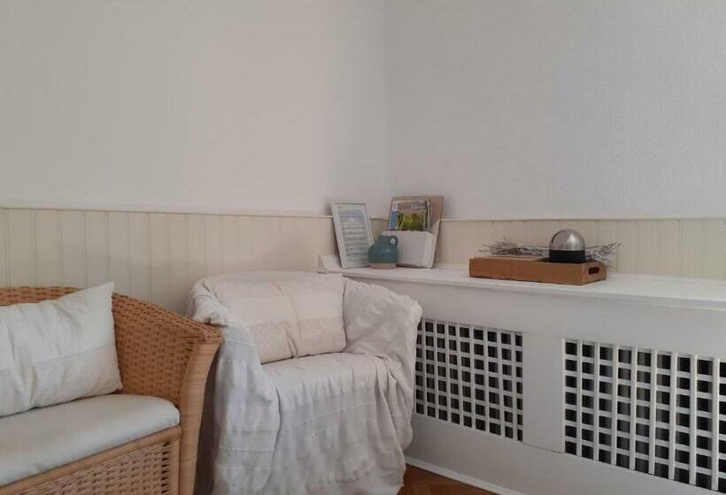 اتاق استاندارد با تخت بزرگ, Bed And Breakfast Les Airelles