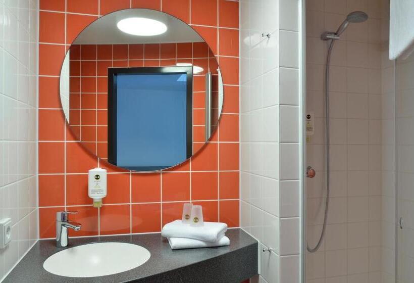 اتاق استاندارد, B&b Hotel Aschaffenburg
