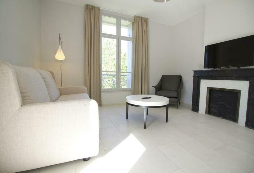 سوئیت با تخت بزرگ, Villa Meridia