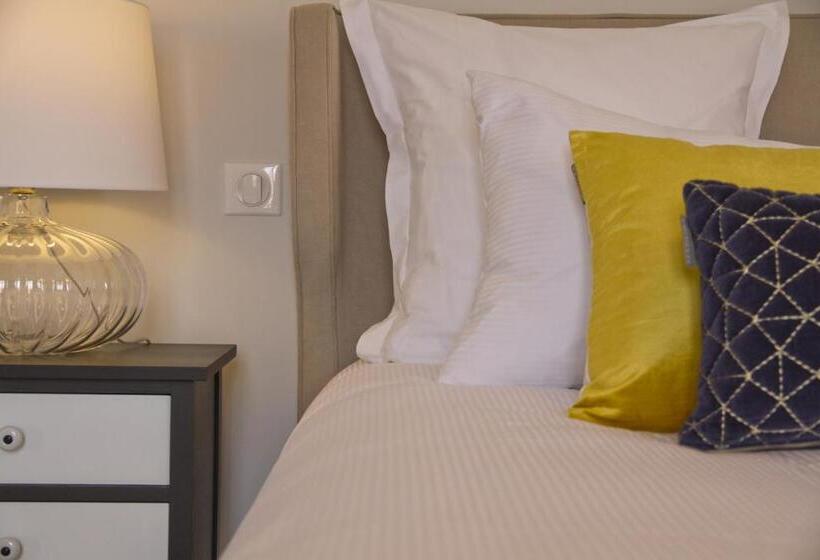 سوئیت با تخت بزرگ, Villa Meridia