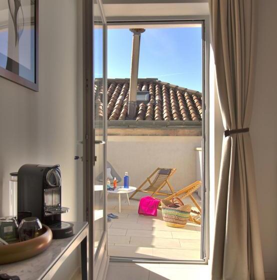 سوئیت با تخت بزرگ, Villa Meridia