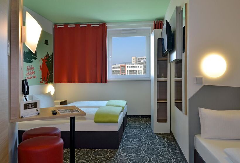 اتاق استاندارد سه نفره, B&b Hotel Aschaffenburg