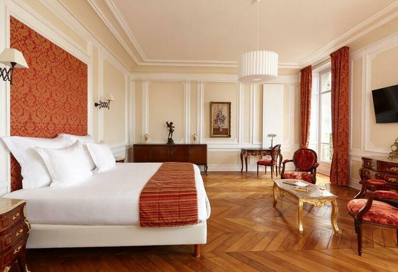 سوییت جونیور لوکس, Château Saint Michel, The Originals Relais