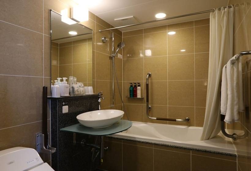 اتاق لوکس, Apa Hotel Ueno Ekikita